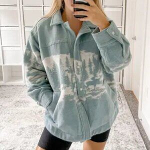 Urban Outfitter's Women's BDG Melton Shirt Jacket Forest Light Blue  Size M